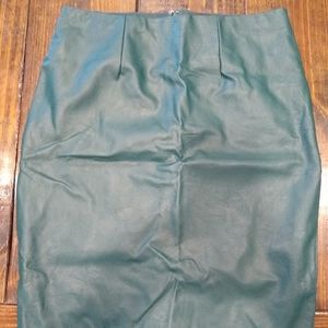 ANN TAYLOR EMERALD FAUX LEATHER PENCIL SKIRT